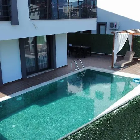 Guney Apartamento *